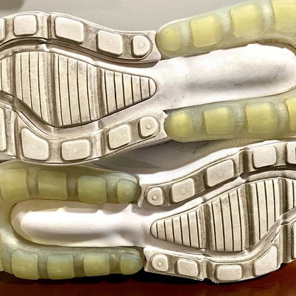 Nike White Air Max 270 Sneakers - Picture 11 of 11